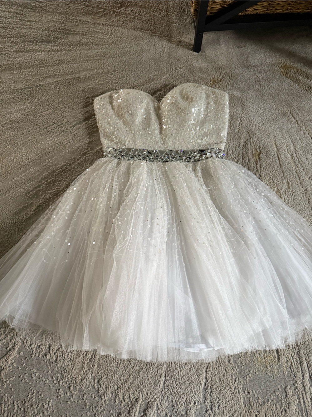 Sherri Hill White mini straplessdress sequins embellished formal prom 0